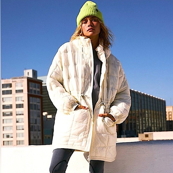 Free People Patricia Packable Poncho Puffer FP Movement NWT - Picture 1 of 14